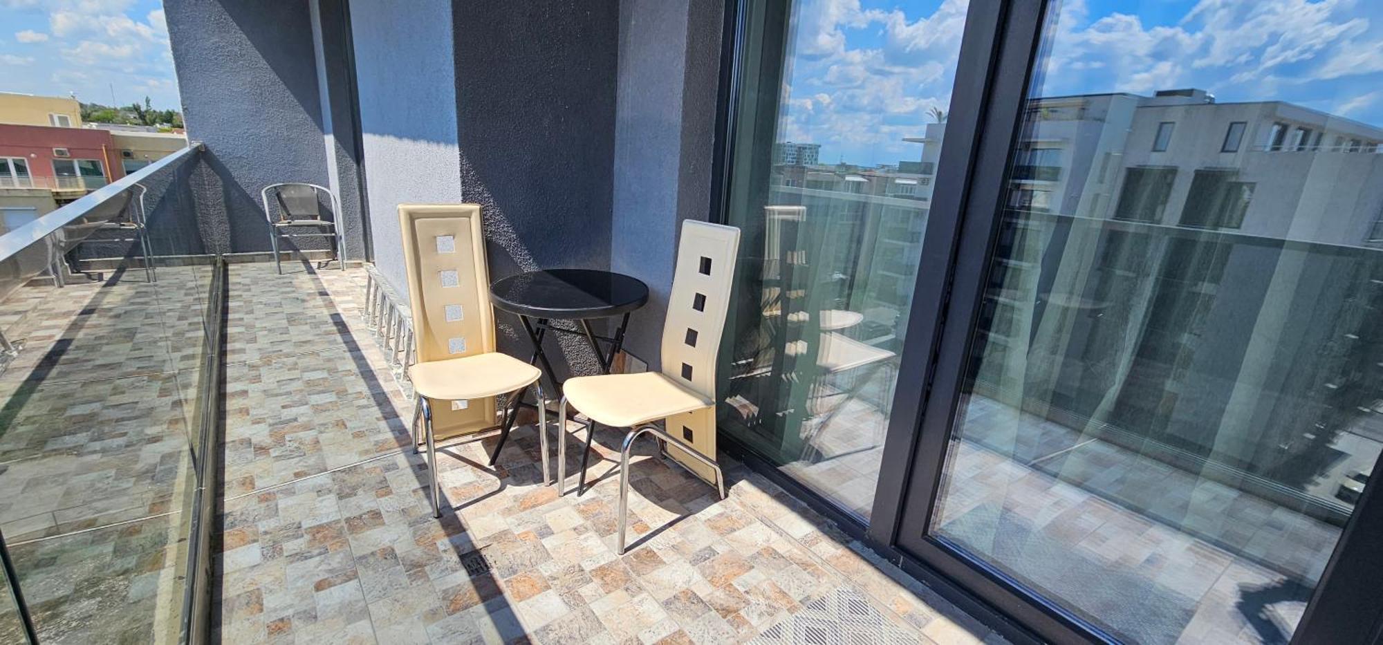 Luxury Aparthotel Promenada In Building Stefan Prima Linie La Mare Navodari Luaran gambar