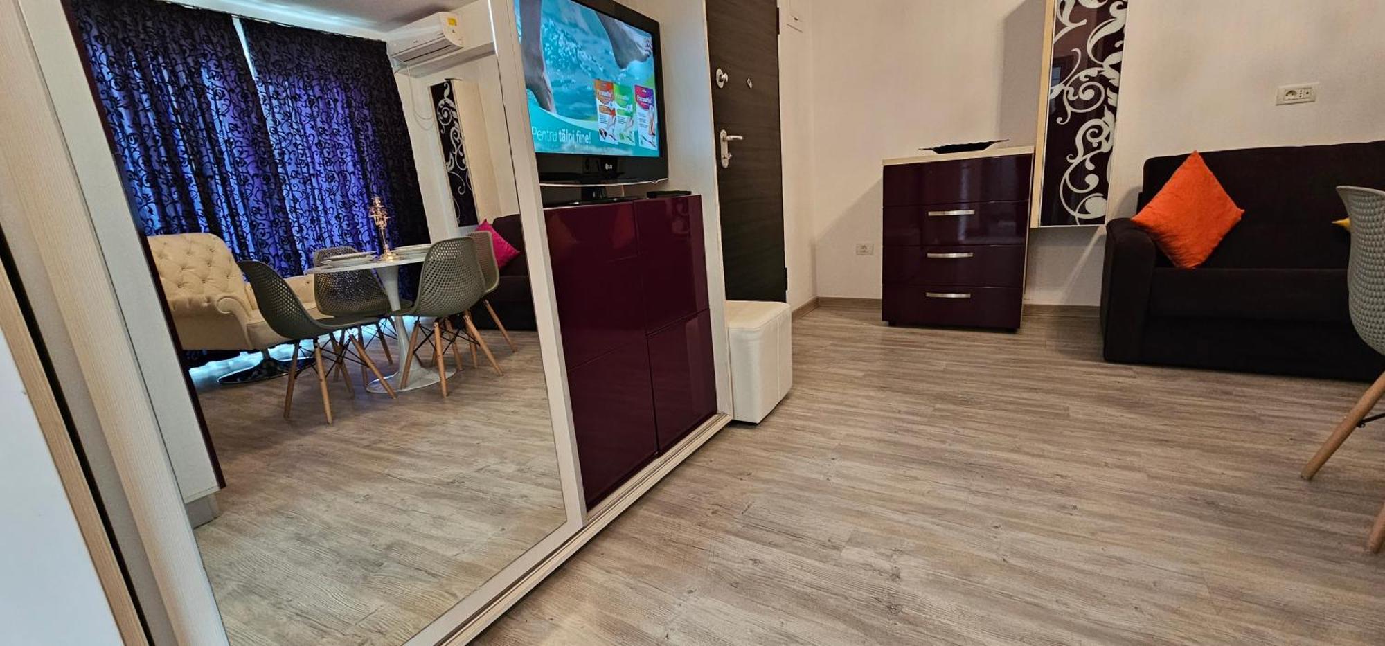 Luxury Aparthotel Promenada In Building Stefan Prima Linie La Mare Navodari Luaran gambar